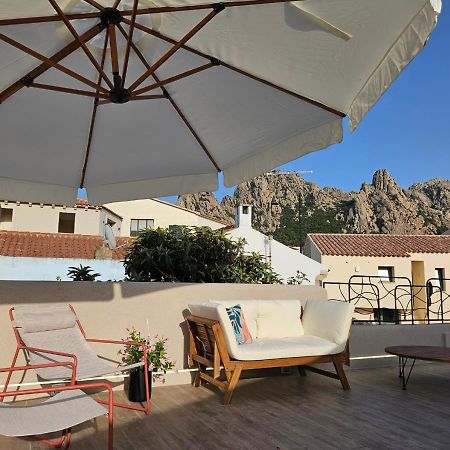 Rayuela Suites San Pantaleo Kültér fotó